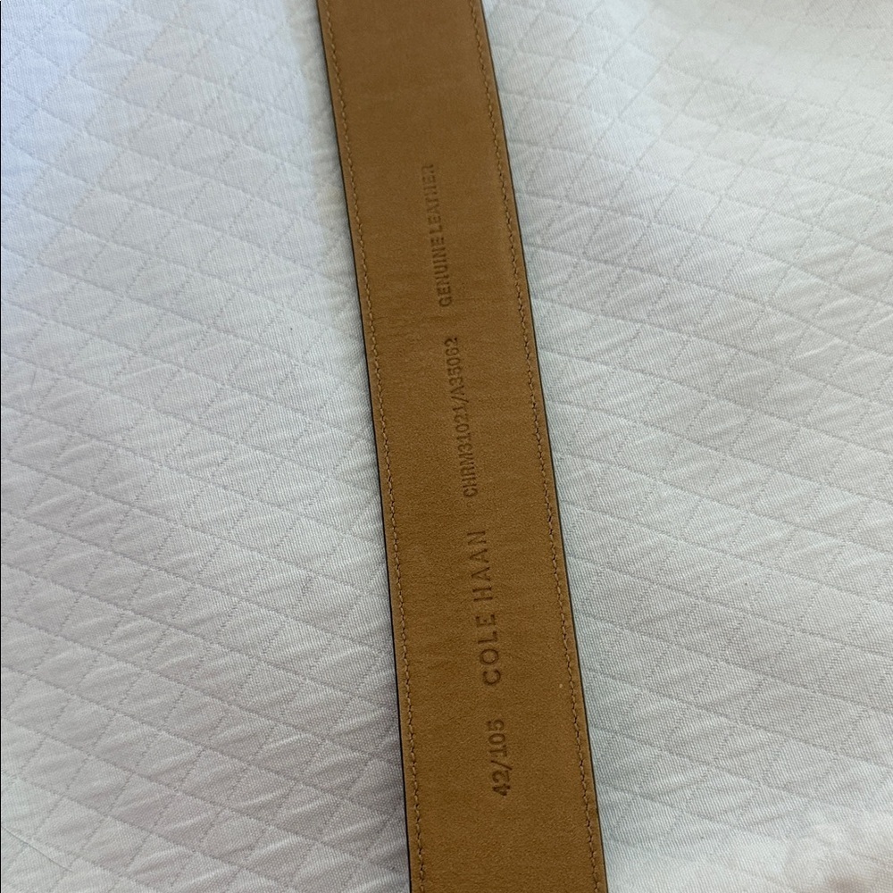 Cole Haan Men’s Black Pebble Leather Heavy Duty Belt with Polished Silver Buckle - Picture 7 of 9